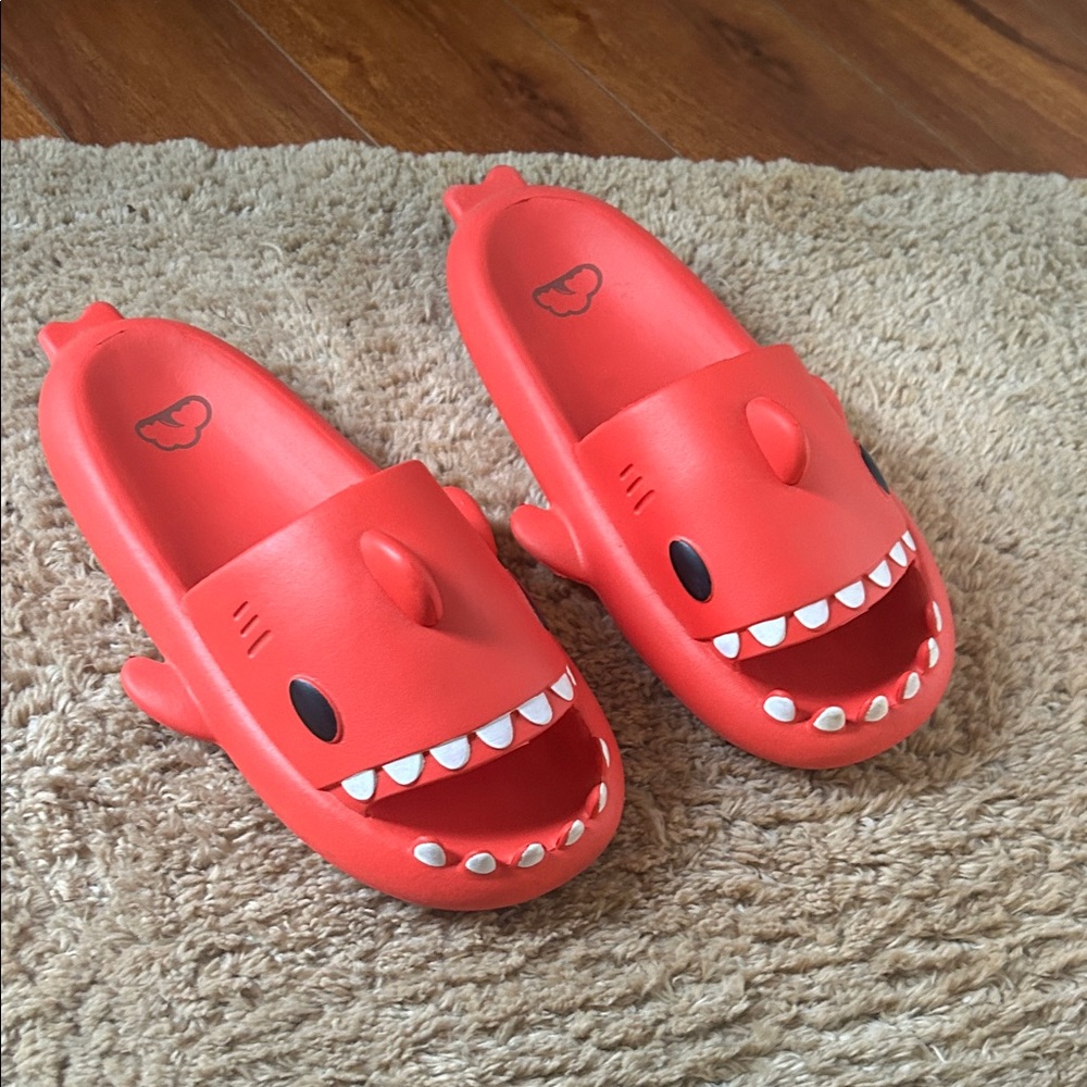 Kids Shark Slippers - Vibrant Red